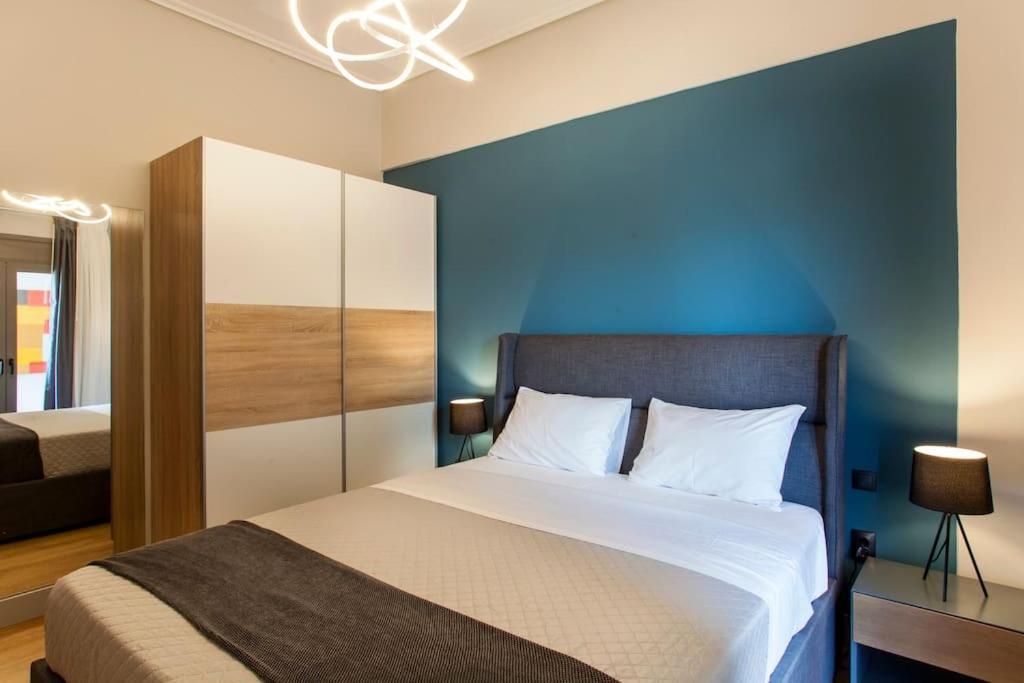 Minimal Loft Art With Sea View Over Heraklion Harbour Exterior foto