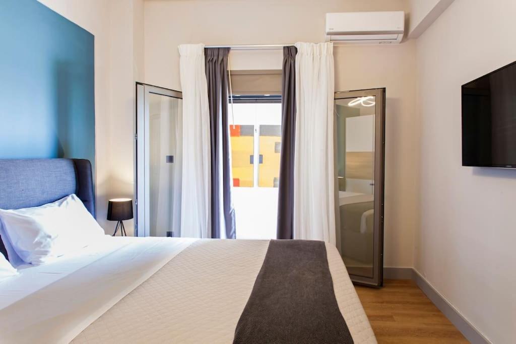 Minimal Loft Art With Sea View Over Heraklion Harbour Exterior foto