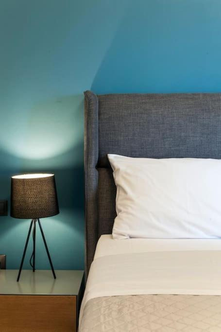 Minimal Loft Art With Sea View Over Heraklion Harbour Exterior foto